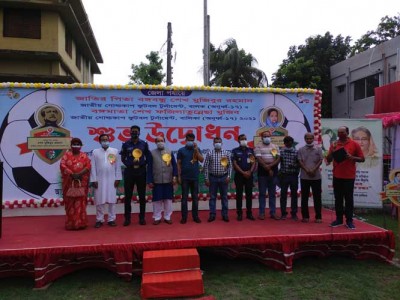 বাগেরহাটে বঙ্গবন্ধু-বঙ্গমাতা (অনুর্ধ্ব-১৭) গোল্ডকাপ ফুডবল টুনামেন্টের উদ্বোধন